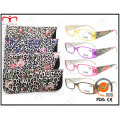 Fashion Plastic Reading Glasses with Pouch (MRP21681)